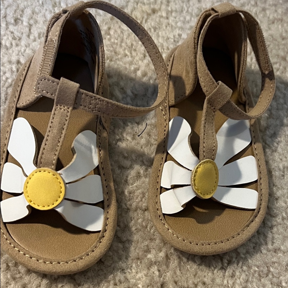 Baby Sandals with White and Yellow Flower size 18-24 months